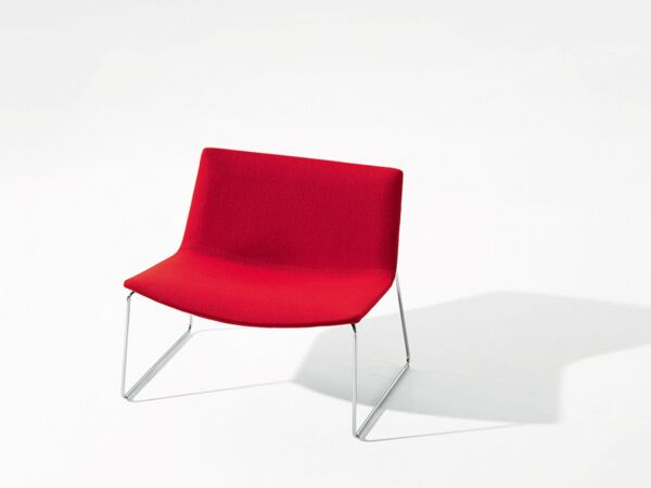 5_Arper_Catifa80_lounge_sled_MarcoCovi_2010.jpg