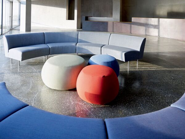 5_Arper_Pix_67_lounge_LeivathoHotel_3000+3001.jpg