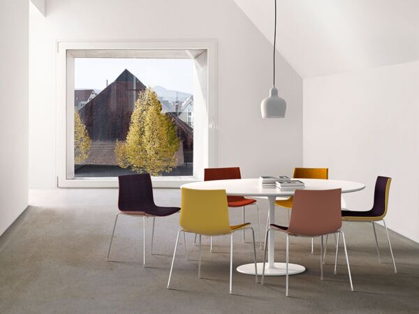5_Arper_Catifa46_Private-residence_Bieffe_chair_4legs_front-face-upholstery_0458.jpg