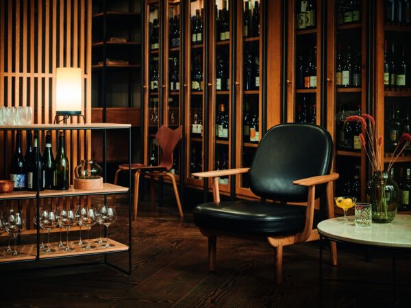 5_11390_JH97_ Lounge Chair_ Planner Shelving_ PM-02 table lamp and Grand Prix.jpg