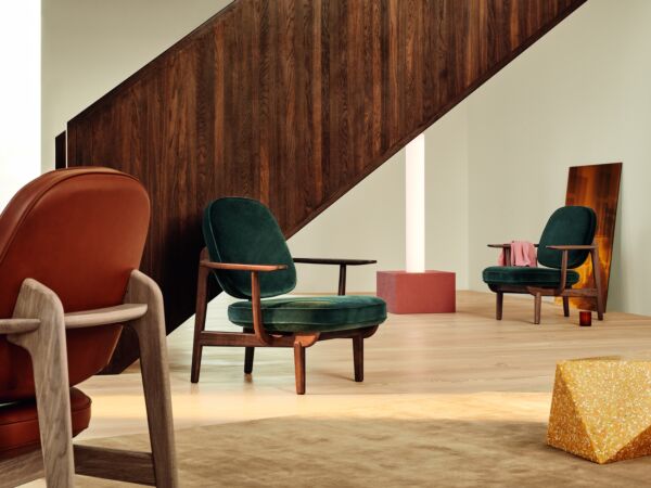 5_11399_JH97_ Lounge Chair.jpg