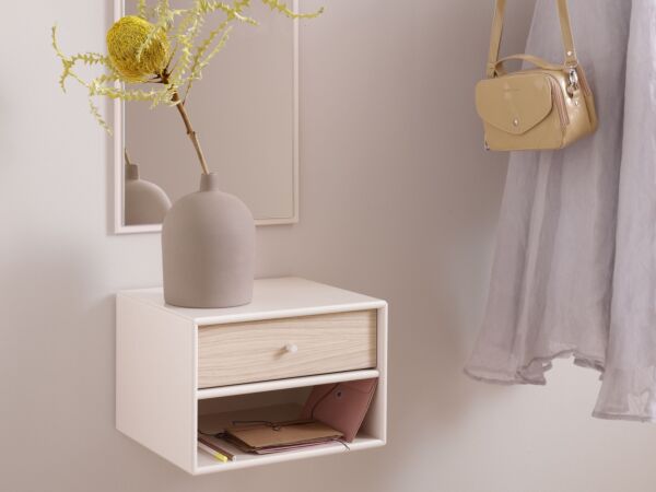 5_Montana_Home19_20_NGStudio_Hall_DASH_Oat_WhiteOak_Detail.jpg