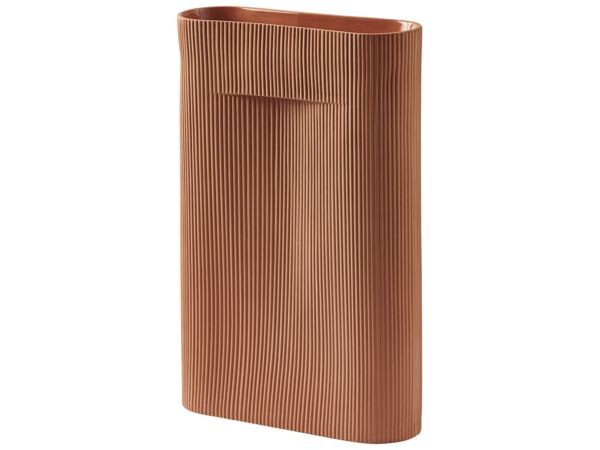 2_ridge-vase-terracotta-48-cm-muuto-5000x5000-hi-res.jpg