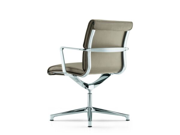 2_Una_Una_Chair_Executive_05.jpg
