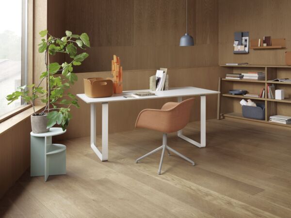 5_fiber-arm-chair-swivel-remix-2-452-7070-table-halves-side-table-grain-folded-restore-platform-tray-muuto-org.jpg
