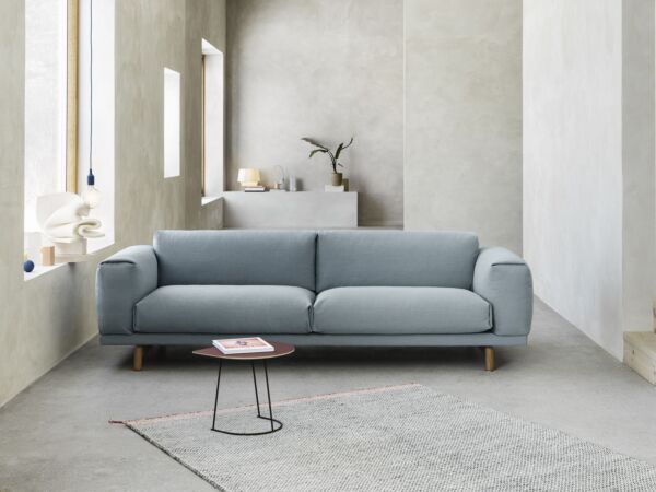5_rest-3-seater-strio-713-airy-half-plum-e27-pale-blue-cosy-in-white-mimic-nude-ply-org.jpg