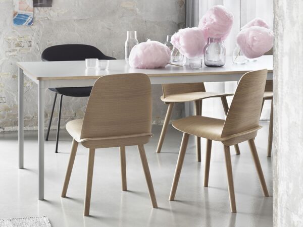 5_base table_under the bell_nerd w. candyfloss_mid.jpg