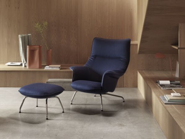 5_doze-lounge-chair-ottoman-balder-782-chrome-leaf-lamp-ridge-vase-muuto-org.jpg