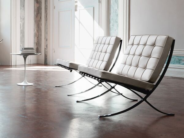 5_barcelona-chair-saarinen-side-table1.jpg