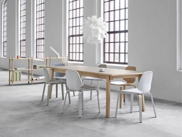 5_603086_normann_copenhagen_slice_table_90x250cm_linoleum_mauve_my_chair_norm_69_jam_bookcase_2018_01.jpg