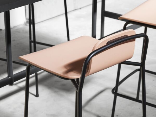 5_601793_normann_copenhagen_studio_barstool_65cm_black_brown_2018_01.jpg