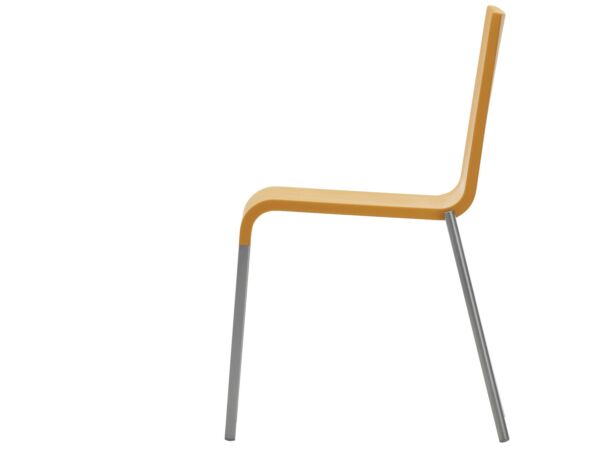 2_zChaise03_master.jpg