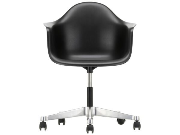 2_z2816954_Eames Plastic Armchair PACC - 12 deep black - 01 chrome - centre_master.jpg