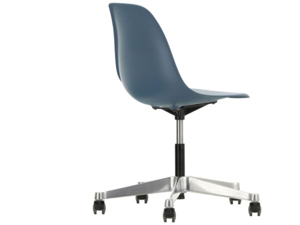 2_z2814109_Eames Plastic Side Chair PSCC - 83 sea blue - 01 chrome - right_master.jpg