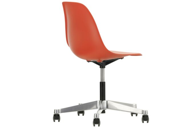 2_z2814057_Eames Plastic Side Chair PSCC - 03 poppy red - 01 chrome - right_master.jpg