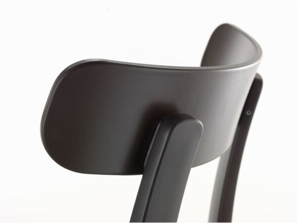 5_1299264_All Plastic Chair detail_master.jpg