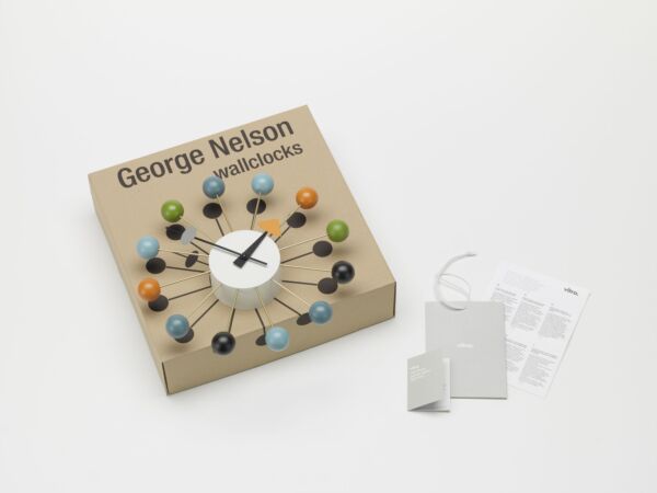 5_Ball Clock_multicoloured_with Box_master.jpg