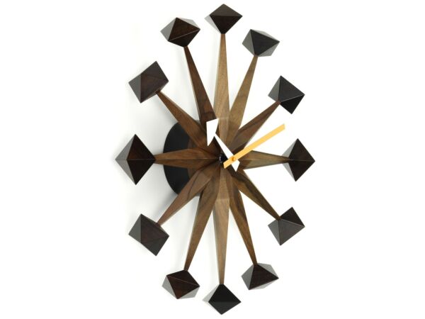 2_z1626191_Polygon Clock, Side_master.jpg