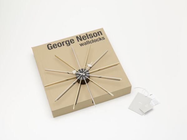 5_1626181_Star Clock, with Box_master.jpg