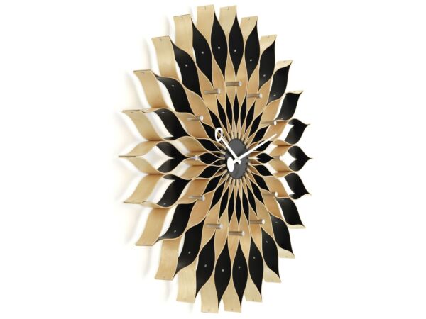 2_z1626173_Sunflower Clock, birch, Side_master.jpg