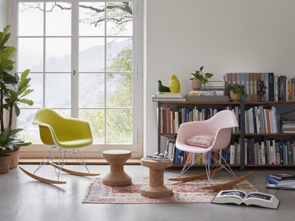 5_2794272_Eames Plastic Armchair RAR Cork Stools Resting Animals L`Oiseaux_master.jpg