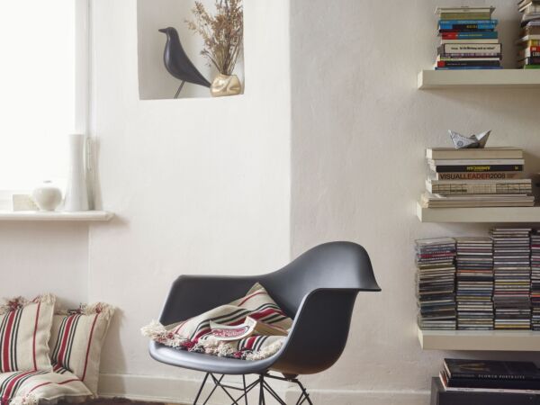 5_Eames House Bird24.jpg