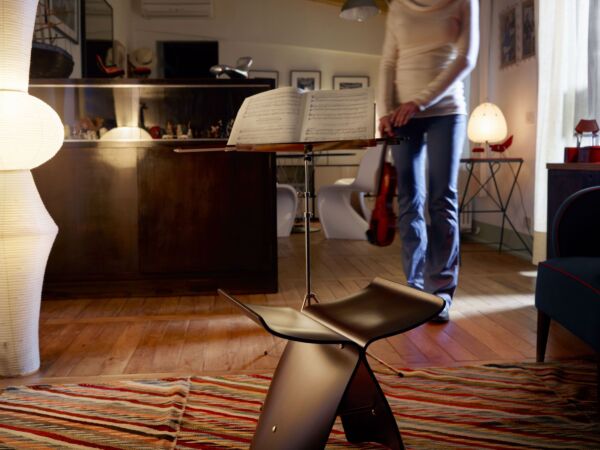 5_92297_Butterfly Stool_master.jpg