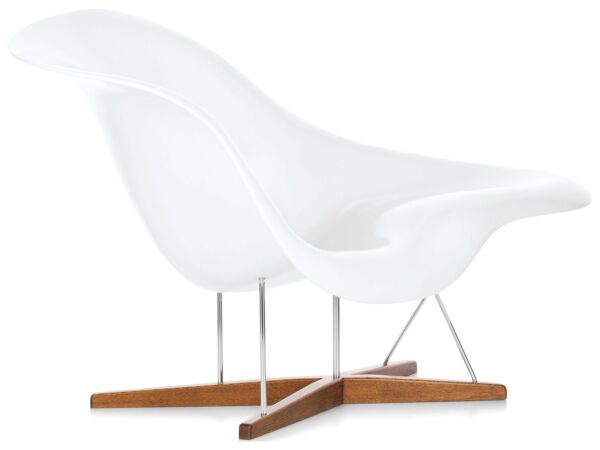 2_77974_Eames Chaise_master.jpg