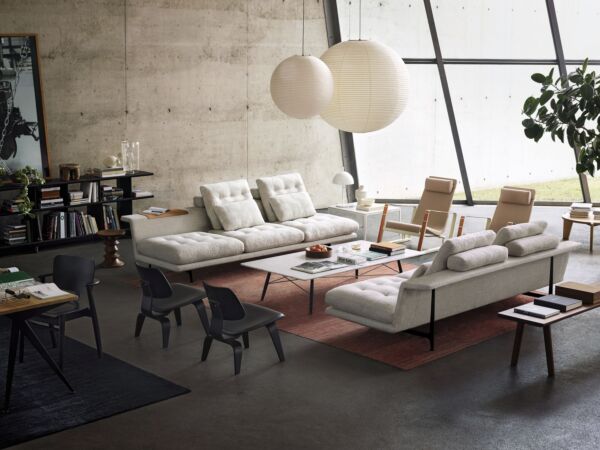 5_1743698_Grand Sofà Eames Coffee Table Cité LCW Planophore 1,5 OH Wooden Bench Akari_master.jpg