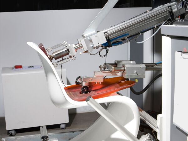 5_50127_Gehry Factory Building Testcenter Panton Chair_master.jpg