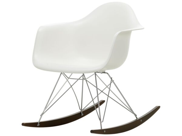 2_2817019_Eames Plastic Armchair RAR - 04 white - 01 chrome 95 dark maple - left_master.jpg
