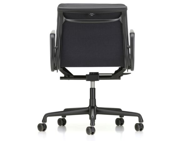 2_zSoft Pad Chair EA 217_master.jpg