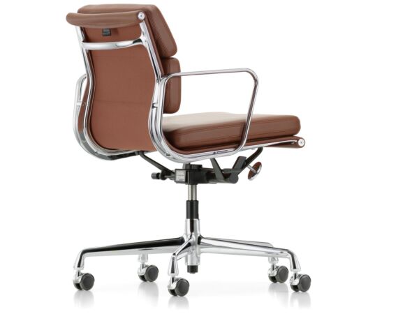 2_z_Soft Pad Chair EA 217_FS_master.jpg