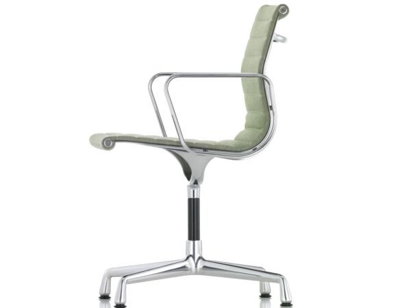 2_z346282_Aluminium Chair EA 103_master.jpg