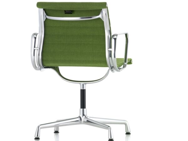 2_z346294_Aluminium Chair EA 103_master.jpg