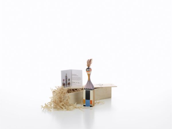 5_Wooden Doll No1 box_master.jpg