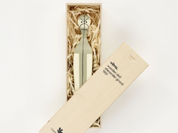 5_Wooden Doll Box - No14_master.jpg