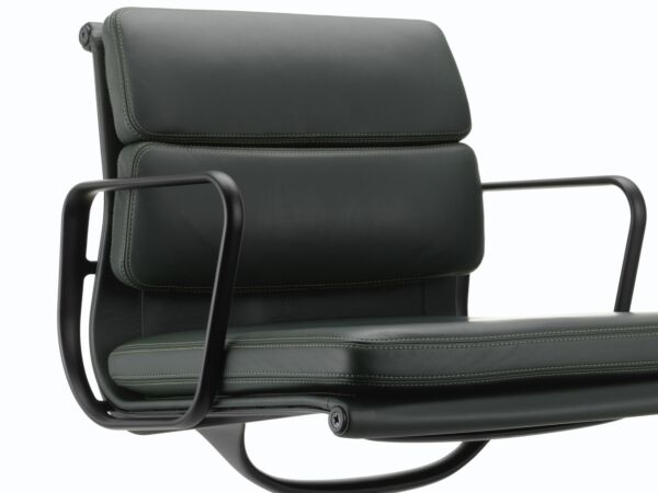 2_z2514743_Soft Pad Chair EA 208_master.jpg