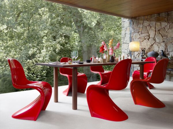 5_679981_Panton Chair Classic Wood_Table_master.jpg