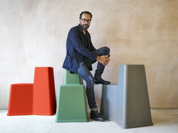 5_1997408_Stool Tool Konstantin Grcic poppy red_master.jpg