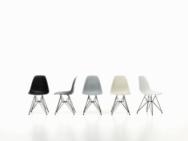5_2663221_Eames Plastic Side Chair DSR Group_master.jpg