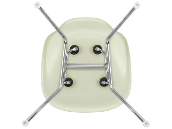 2_z2816869_Eames Fiberglass Side Chair DSX - 01 parchment - 01 chrome - bottom_master.jpg