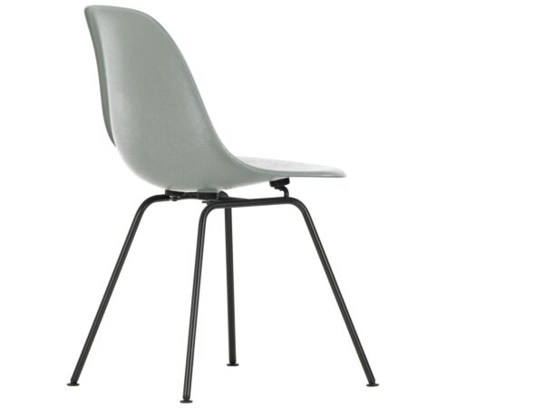 2_z2816908_Eames Fiberglass Side Chair DSX - 05 sea foam-green - 30 basic dark powder-coated - right_master.jpg