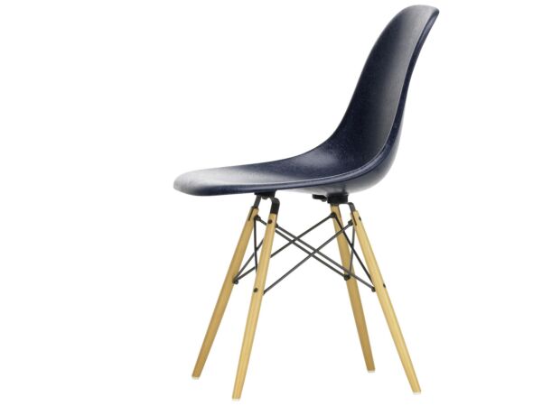 2_2816743_Eames Fiberglass Side Chair DSW - 02 navy blue - 02 golden maple - left_master.jpg