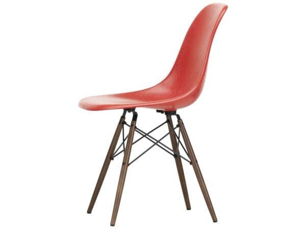 2_2816867_Eames Fiberglass Side Chair DSW - 09 classic red - 95 dark maple - left_master.jpg