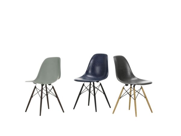 5_1960763_Eames Fiberglass Side Chair DSW Group_F_master.jpg
