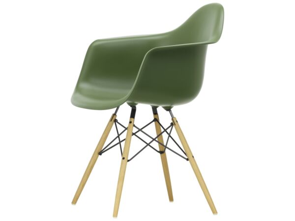 2_Eames Plastic ArmchairDA.jpg
