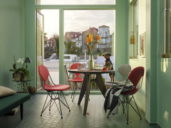 5_1288950_Wire Chair DKR 2 Guéridon_master.jpg