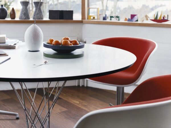 5_70041_Noguchi Dining Table_master.jpg