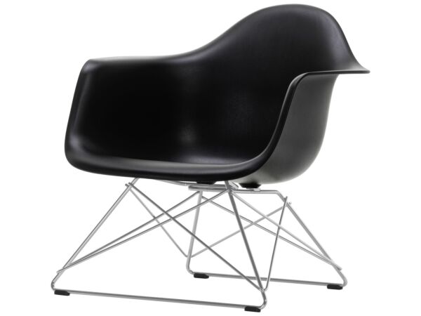 2_3163537_Eames Plastic Armchair LAR - 12 deep black - 01 chrome - left_master.jpg